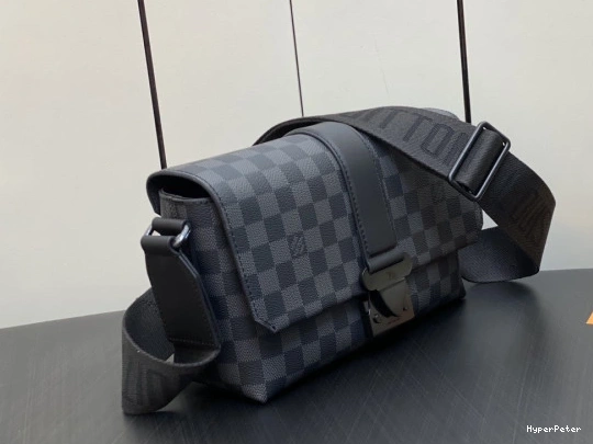 Messenger VUITTON LOUIS S-Cape 0713